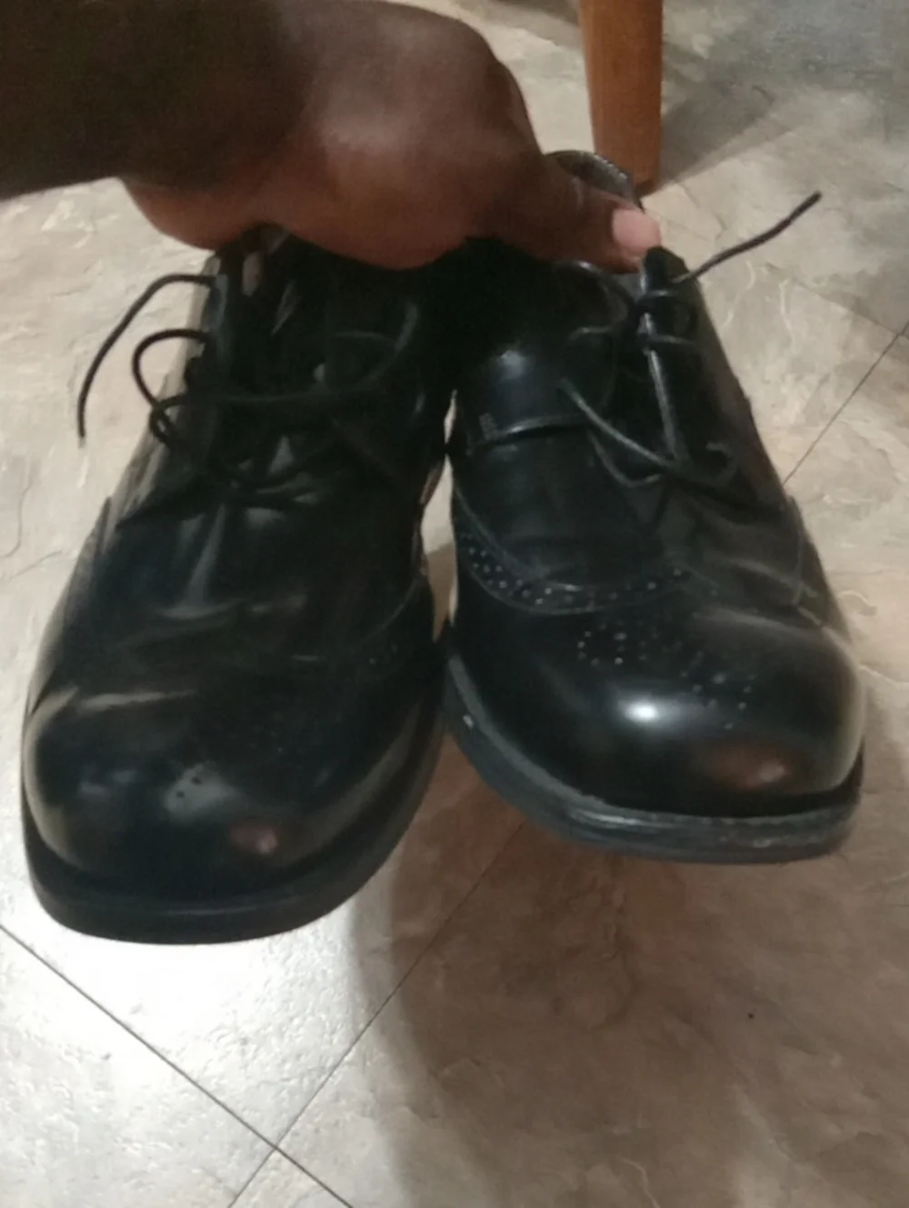 Johnston & Murphy Men's Black Leather Wingtip Oxford